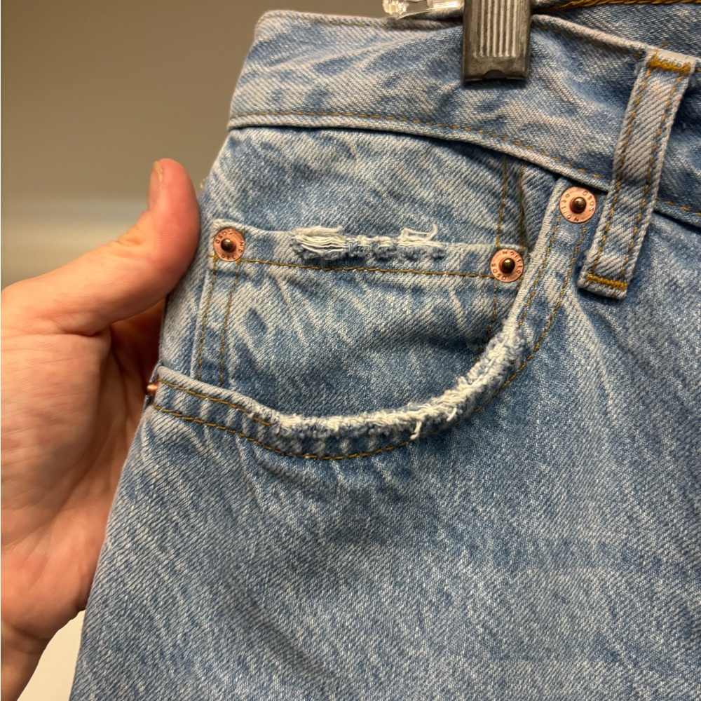 Classic 90s Blue Women's Jeans - Picture 7 of 9